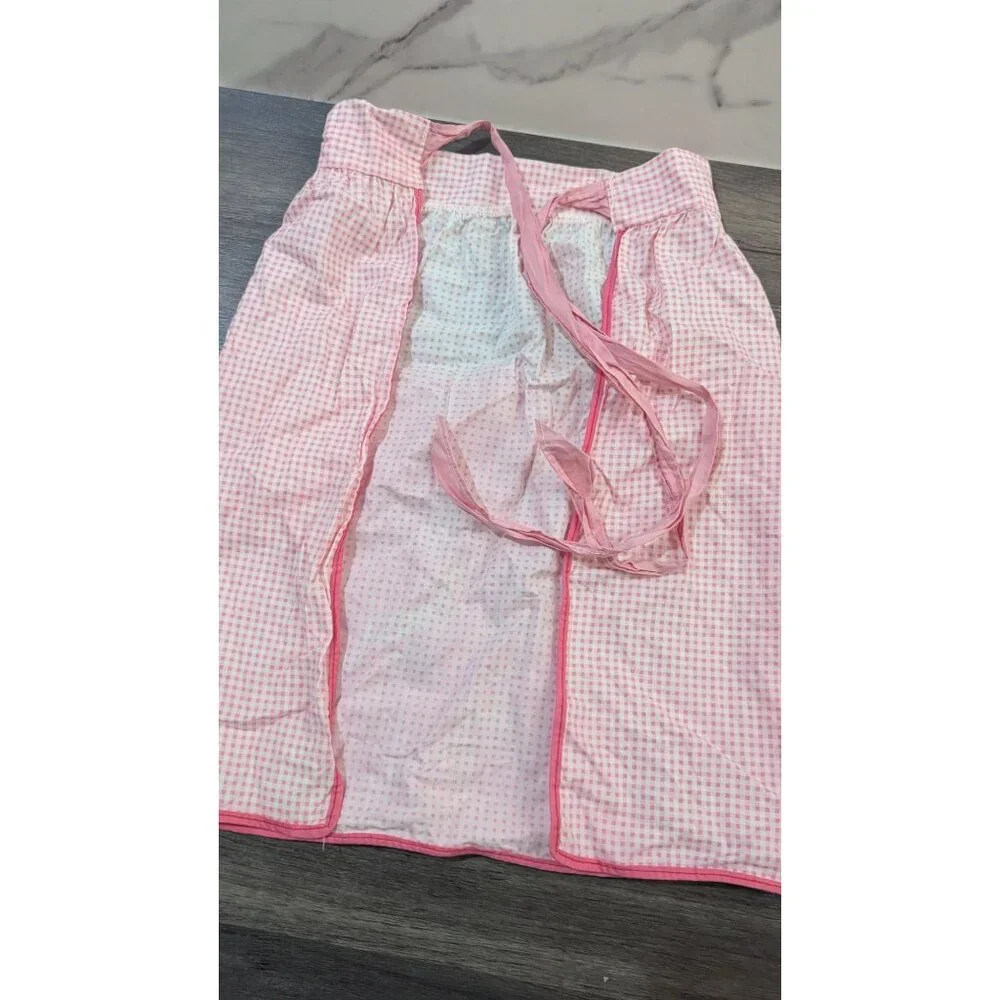 1965 Pink Retro Calendar Apron Gingham Check Design With Pockets Vintage Kitchen
